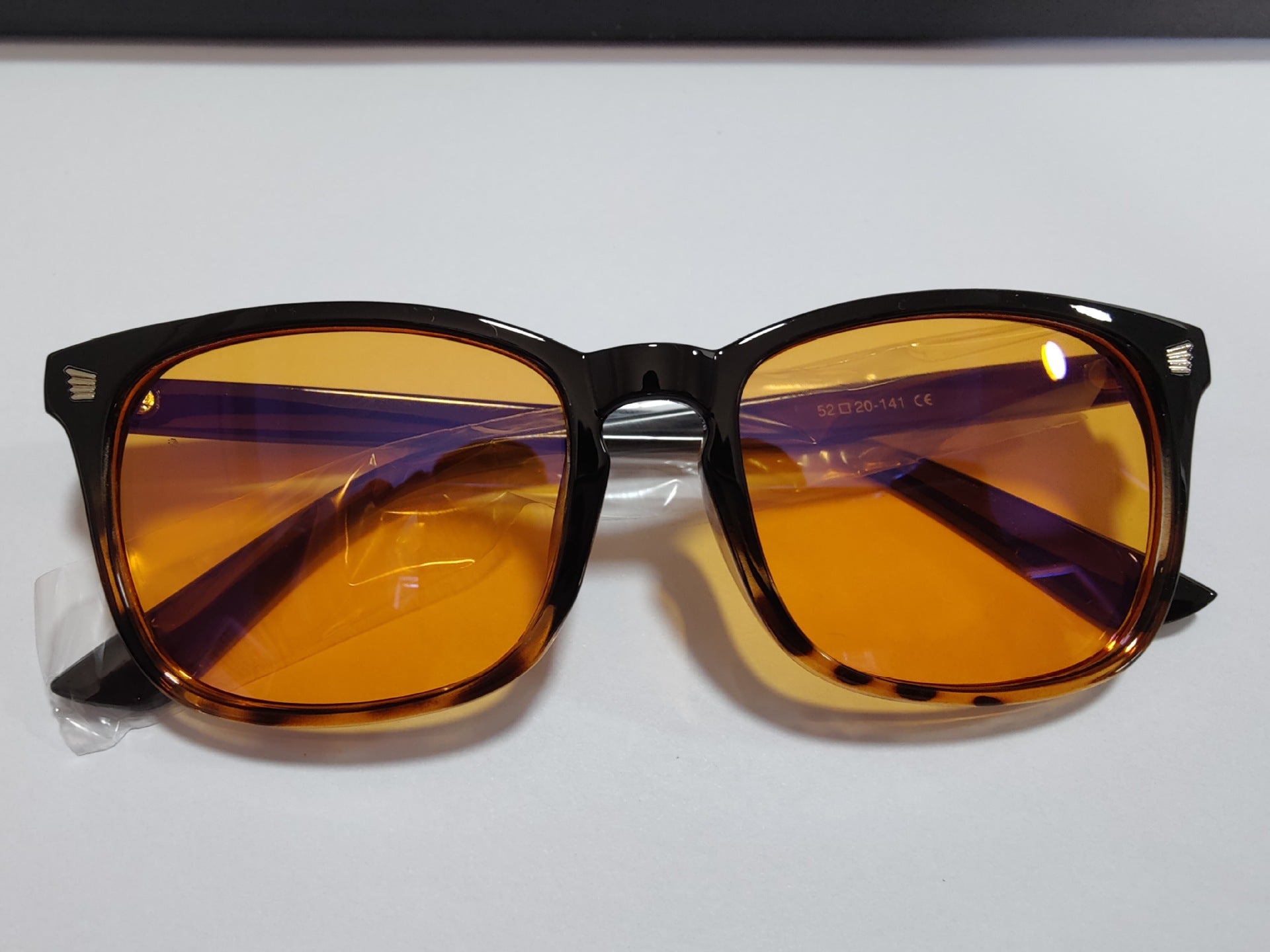 Anti-blue light glasses